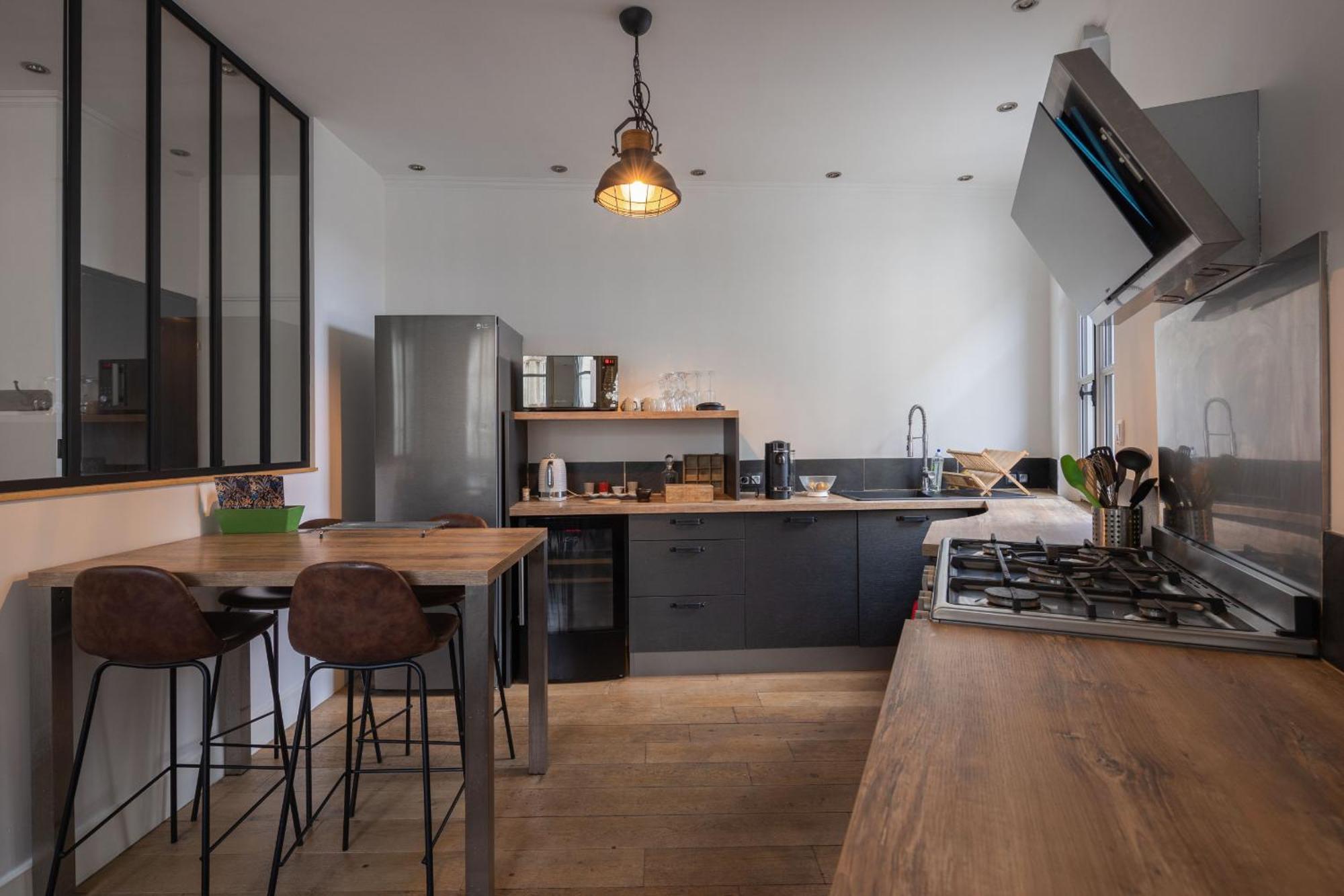 Appartement Spacieux Au Coeur D'Angers Etage 1 - 6 Personnes エクステリア 写真