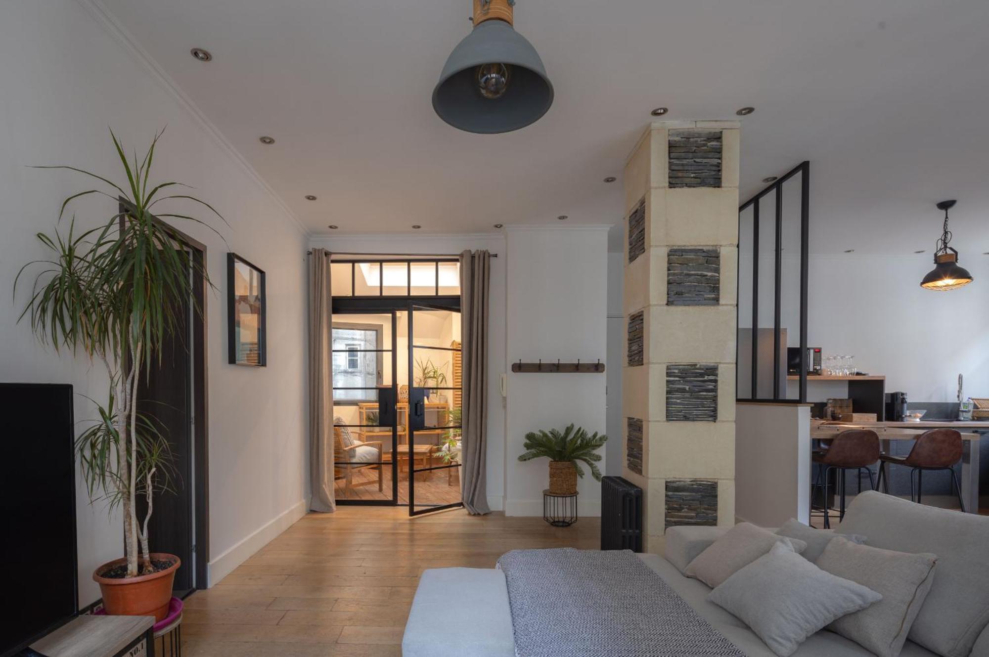 Appartement Spacieux Au Coeur D'Angers Etage 1 - 6 Personnes エクステリア 写真