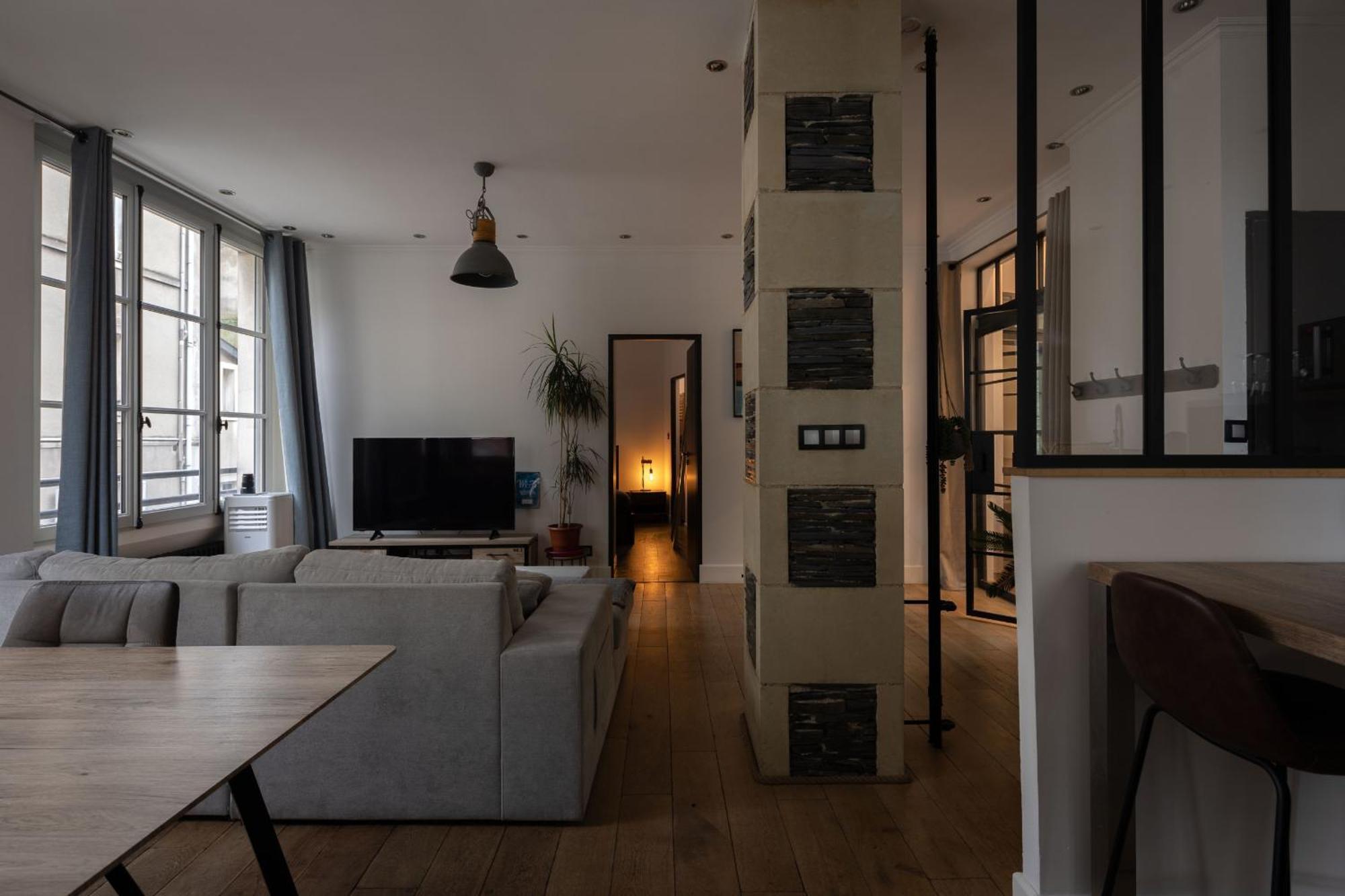 Appartement Spacieux Au Coeur D'Angers Etage 1 - 6 Personnes エクステリア 写真